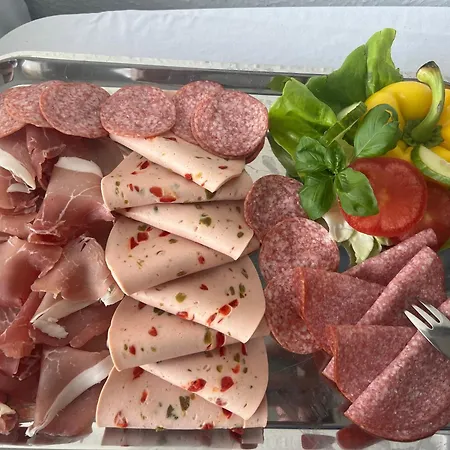 Отель Studiotel Loft 3*